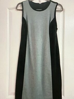 Sleeveless Gray and Black Colorblock Mini Dress